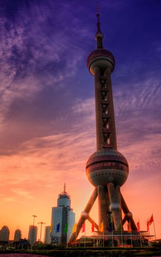 Башня «Восточная жемчужина» в Шанхае